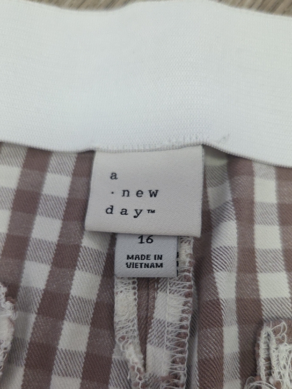 Gingham pull on pants - Picture 5 of 6